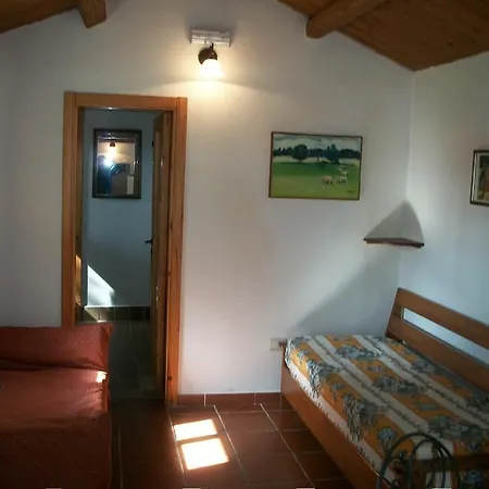 Holiday home Casetta Giuliana *
