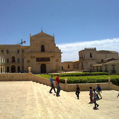 Casetta Giuliana * Lido di Noto